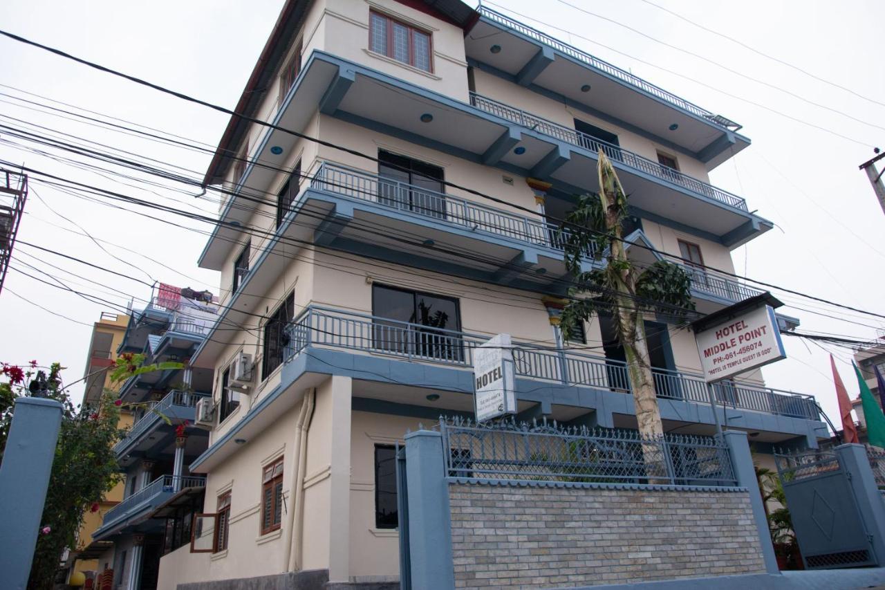 Hotel Middle Point Pvt Ltd Pokhara Exterior photo